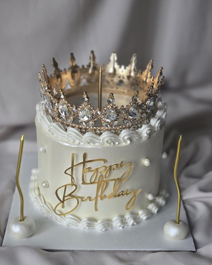 Viral Big size Crown Cake topper - Image 7